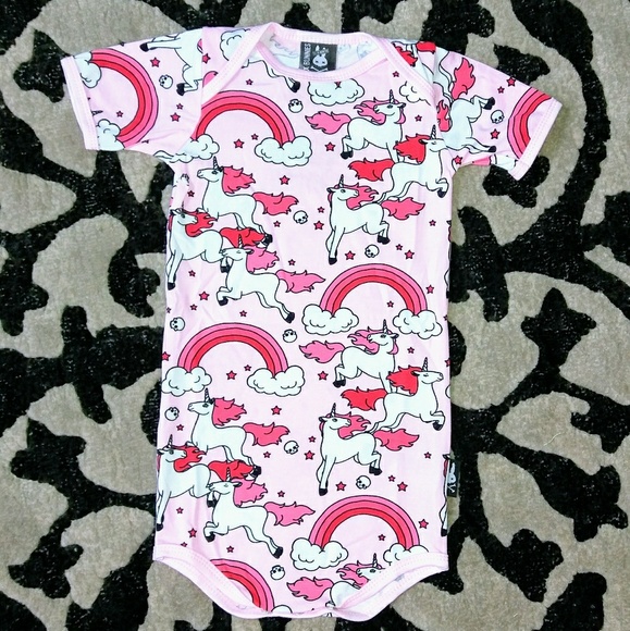 Six Bunnies Rainbows & Unicorns Organic Cotton Onesie - Picture 3 of 6